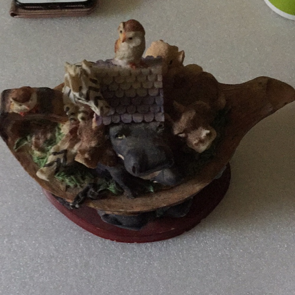 Noah’s art collection